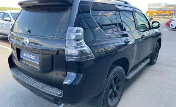 Toyota Land Cruiser Prado 2017 года за 17 000 000 тг. в Петропавловск