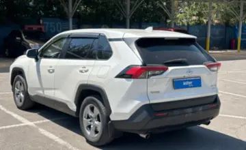 Toyota RAV4 2022 года за 18 000 000 тг. в Алматы фото 4