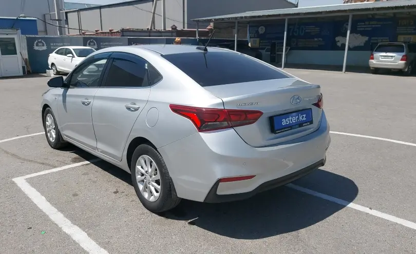 Hyundai Accent 2019 года за 6 000 000 тг. в Шымкент фото 4
