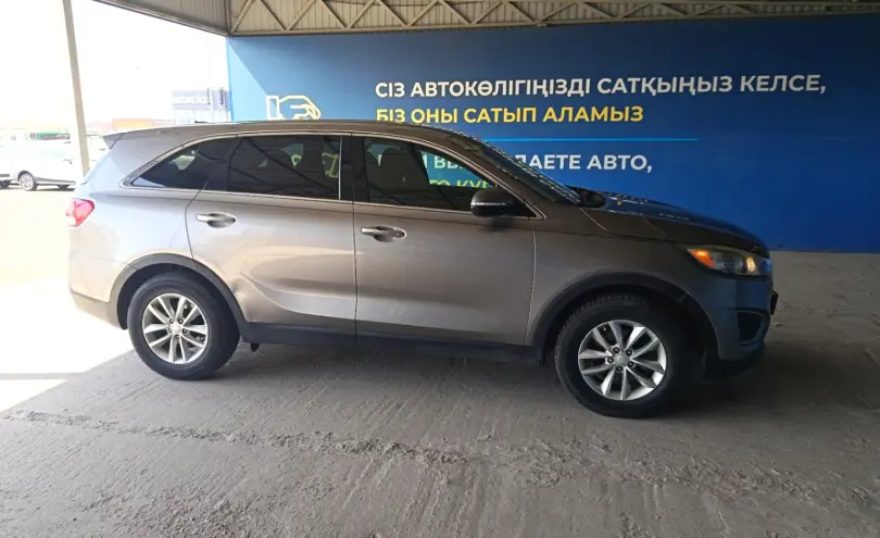 Kia Sorento 2016 года за 9 500 000 тг. в Алматы фото 4