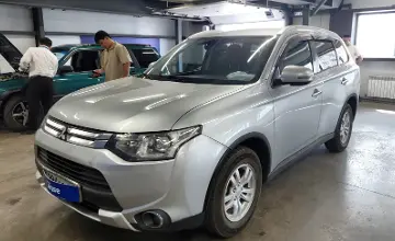 Mitsubishi Outlander 2014 года за 6 100 000 тг. в Астана фото 1