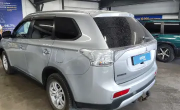 Mitsubishi Outlander 2014 года за 6 100 000 тг. в Астана фото 4