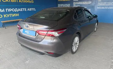 Toyota Camry 2018 года за 11 000 000 тг. в Алматы