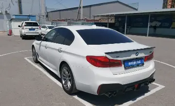 BMW 5 серии 2017 года за 15 500 000 тг. в Шымкент фото 4