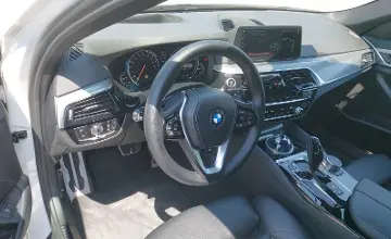 BMW 5 серии 2017 года за 15 500 000 тг. в Шымкент фото 5