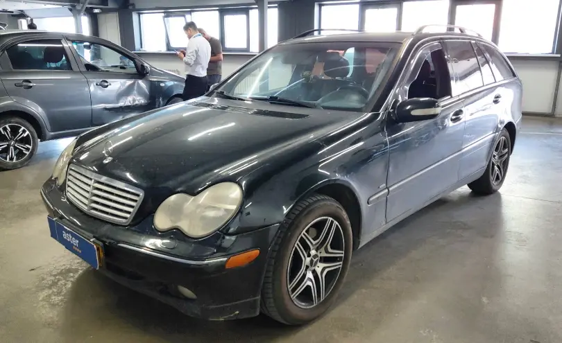 Mercedes-Benz C-Класс 2002 года за 2 300 000 тг. в Астана