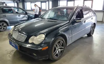 Mercedes-Benz C-Класс 2002 года за 2 300 000 тг. в Астана фото 1