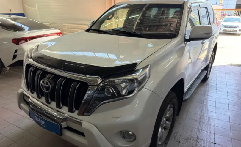 Toyota Land Cruiser Prado 2014 года за 18 000 000 тг. в Астана