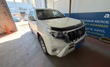 Toyota Land Cruiser Prado 2014 года за 18 000 000 тг. в Астана фото 3