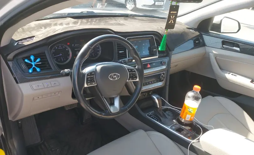Hyundai Sonata 2018 года за 9 000 000 тг. в Шымкент фото 5