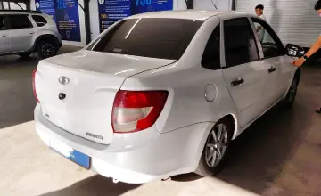 LADA (ВАЗ) Granta 2014 года за 1 500 000 тг. в Астана фото 3
