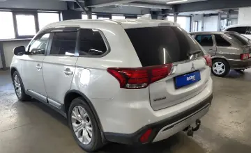 Mitsubishi Outlander 2019 года за 10 500 000 тг. в Астана фото 4
