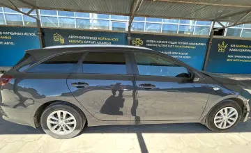 Kia Ceed SW 2022 года за 8 000 000 тг. в Караганда фото 4
