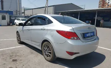 Hyundai Solaris 2015 года за 3 200 000 тг. в Шымкент фото 4