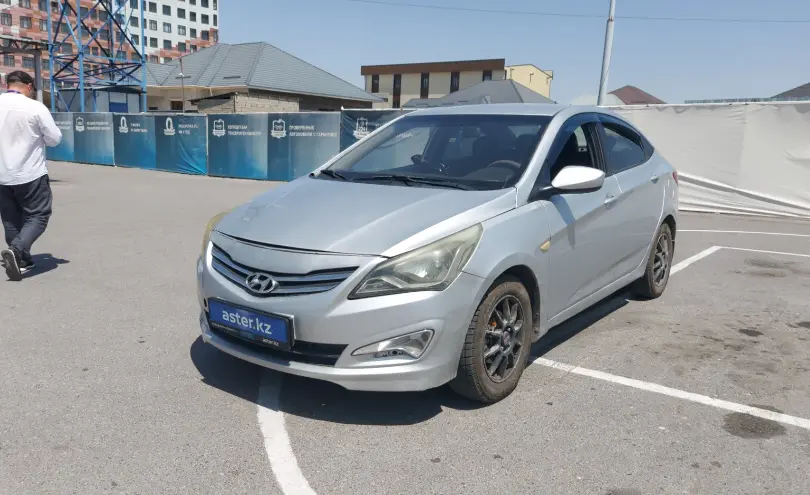 Hyundai Solaris 2015 года за 3 200 000 тг. в Шымкент