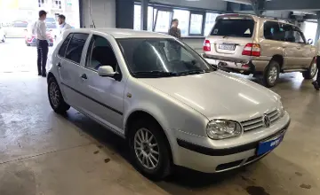 Volkswagen Golf 1998 года за 2 200 000 тг. в Астана фото 2