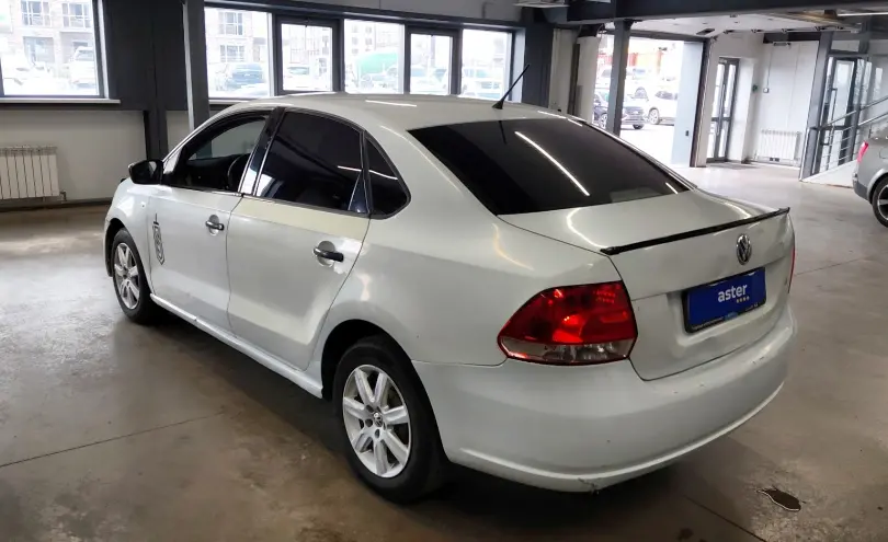 Volkswagen Polo 2015 года за 3 800 000 тг. в Астана фото 4