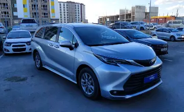 Toyota Sienna 2021 года за 21 000 000 тг. в Астана фото 2