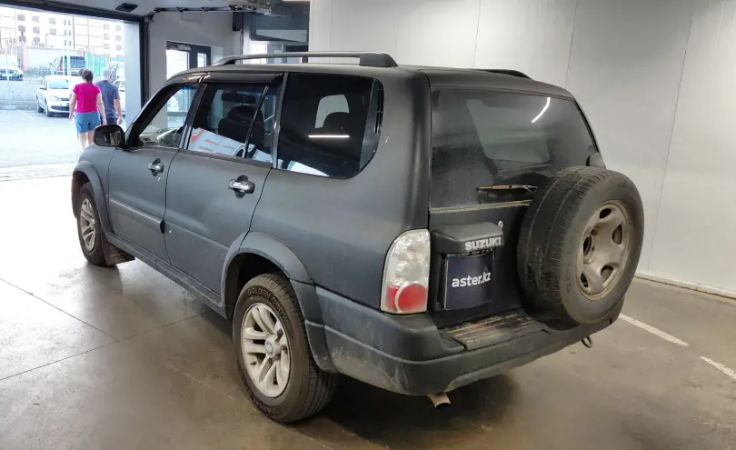 Suzuki XL7 2005 года за 5 000 000 тг. в Астана фото 4
