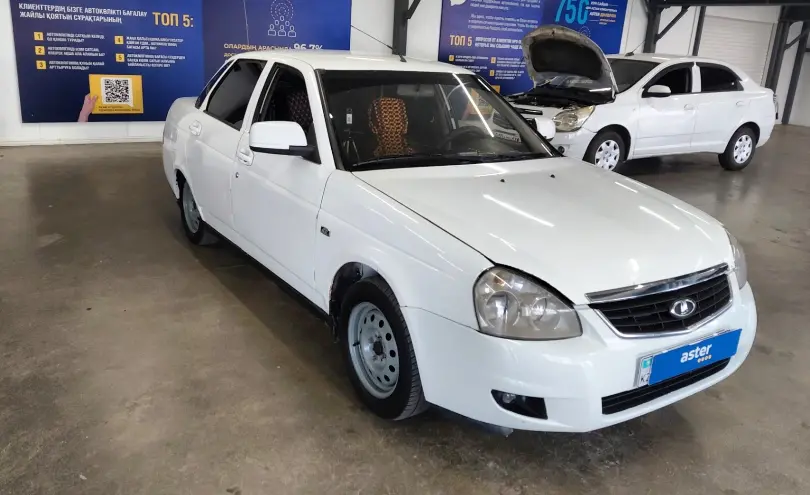 LADA (ВАЗ) Priora 2013 года за 1 500 000 тг. в Астана фото 2