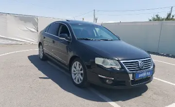 Volkswagen Passat 2010 года за 5 500 000 тг. в Шымкент фото 2