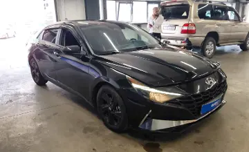 Hyundai Elantra 2021 года за 6 500 000 тг. в Астана фото 2