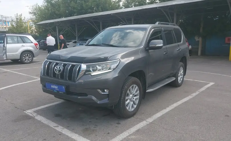 Toyota Land Cruiser Prado 2019 года за 25 000 000 тг. в Алматы