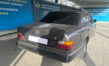 Mercedes-Benz W124 1992 года за 1 300 000 тг. в Караганда