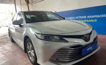 Toyota Camry 2019 года за 9 200 000 тг. в Астана фото 3