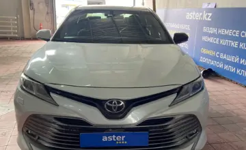 Toyota Camry 2019 года за 9 200 000 тг. в Астана фото 2