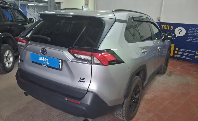 Toyota RAV4 2021 года за 15 000 000 тг. в Астана фото 5