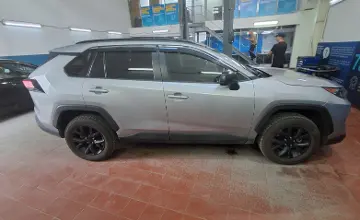 Toyota RAV4 2021 года за 15 000 000 тг. в Астана фото 4