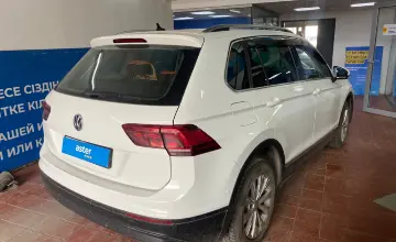 Volkswagen Tiguan 2017 года за 7 700 000 тг. в Астана