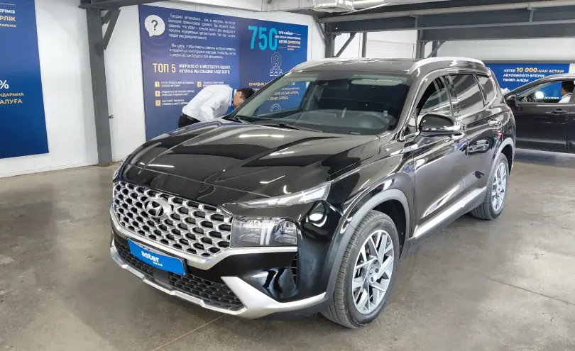 Hyundai Santa Fe 2021 года за 14 000 000 тг. в Астана