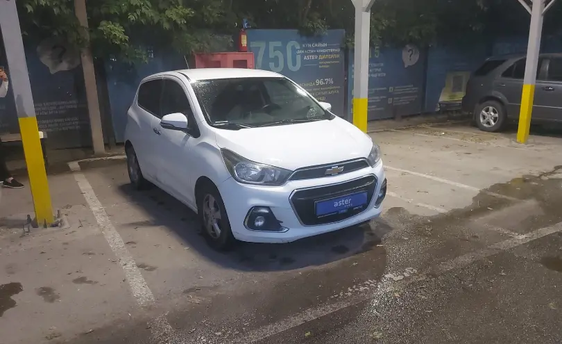 Chevrolet Spark 2017 года за 3 500 000 тг. в Алматы фото 2