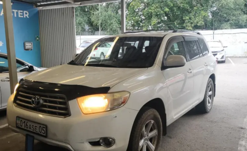 Toyota Highlander 2007 года за 9 300 000 тг. в Алматы