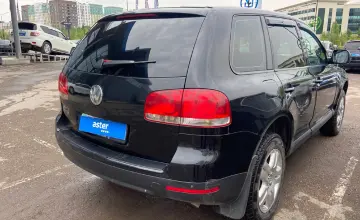 Volkswagen Touareg 2003 года за 4 800 000 тг. в Астана