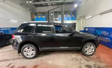 Volkswagen Touareg 2003 года за 4 800 000 тг. в Астана фото 4