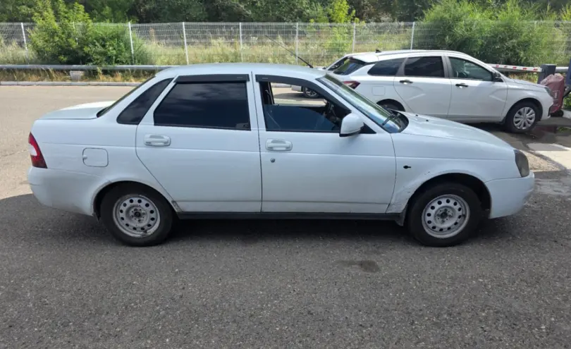 LADA (ВАЗ) Priora 2013 года за 1 500 000 тг. в Усть-Каменогорск фото 4