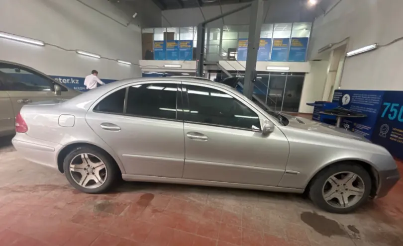 Mercedes-Benz E-Класс 2003 года за 3 800 000 тг. в Астана фото 4