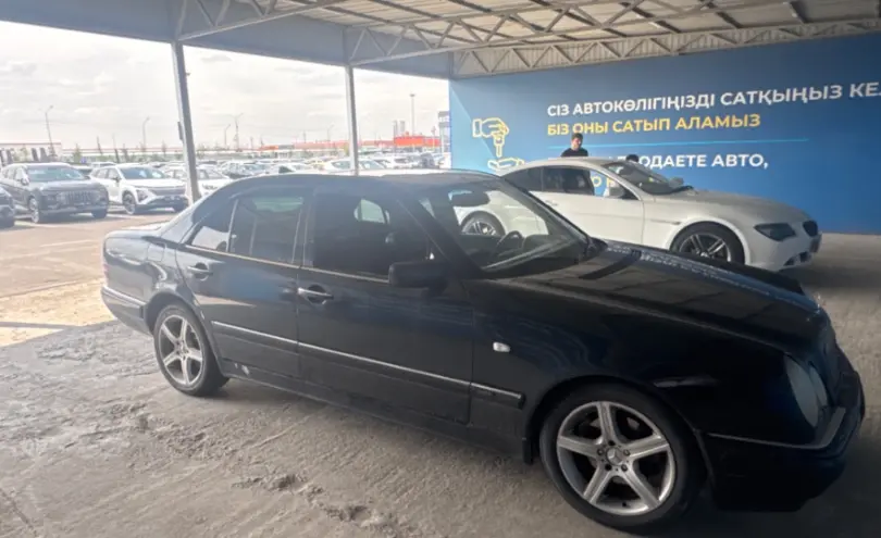 Mercedes-Benz E-Класс 1996 года за 2 500 000 тг. в Алматы