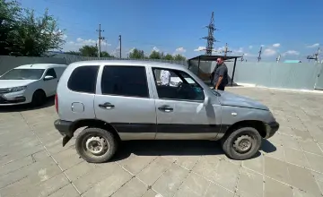 Chevrolet Niva 2006 года за 500 000 тг. в Уральск фото 4