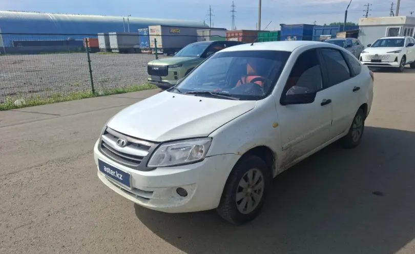 LADA (ВАЗ) Granta 2015 года за 1 300 000 тг. в Петропавловск