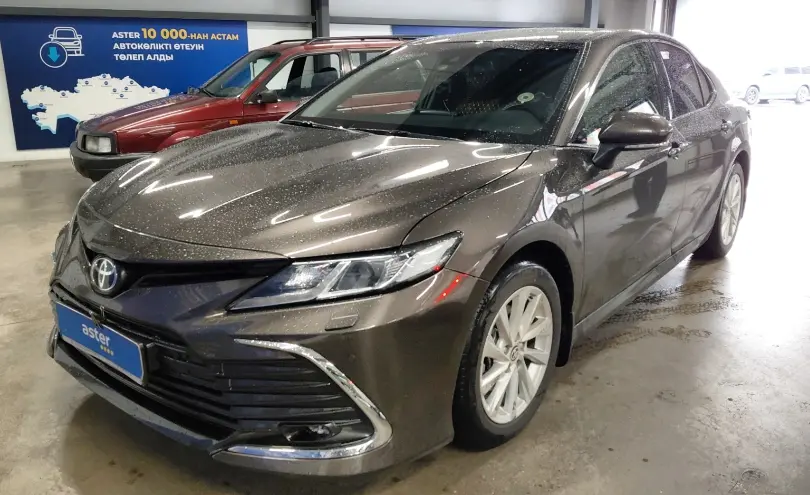 Toyota Camry 2023 года за 15 500 000 тг. в Астана