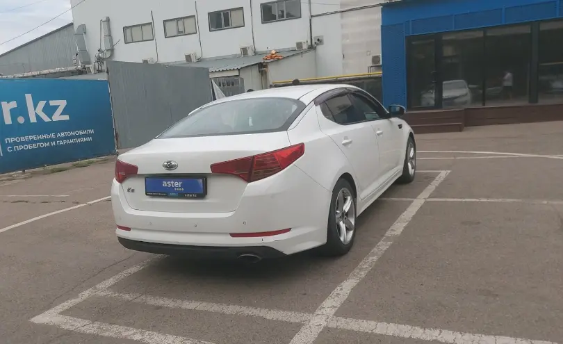 Kia K5 2013 года за 4 500 000 тг. в Алматы фото 3