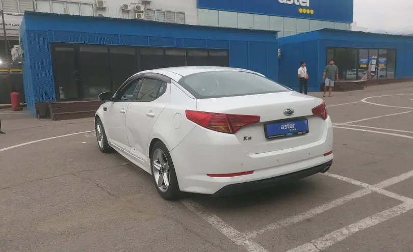 Kia K5 2013 года за 4 500 000 тг. в Алматы фото 4