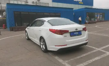 Kia K5 2013 года за 4 500 000 тг. в Алматы фото 4