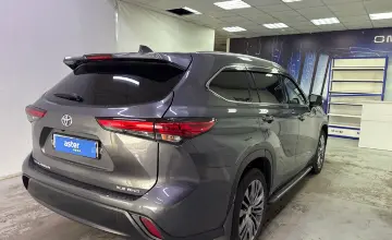 Toyota Highlander 2020 года за 17 500 000 тг. в Павлодар