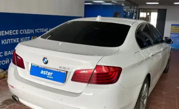 BMW 5 серии 2014 года за 9 500 000 тг. в Астана