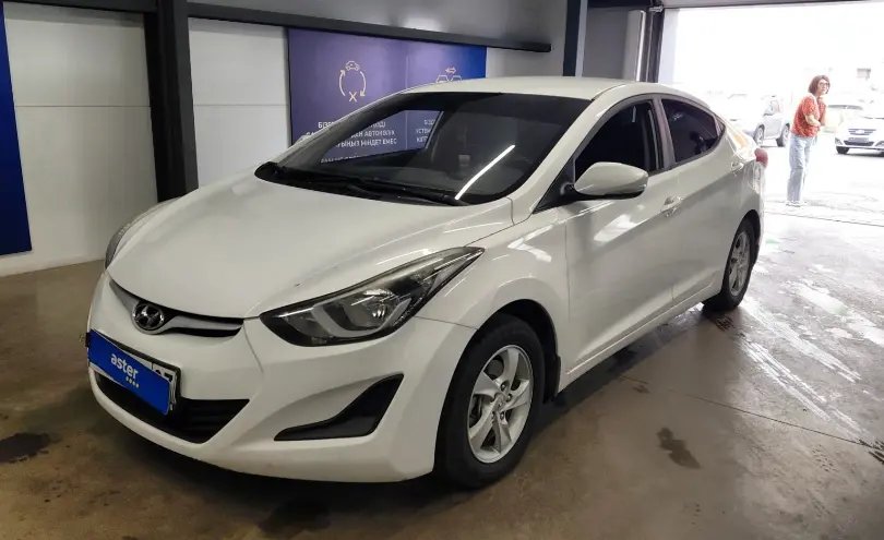 Hyundai Elantra 2014 года за 5 000 000 тг. в Астана